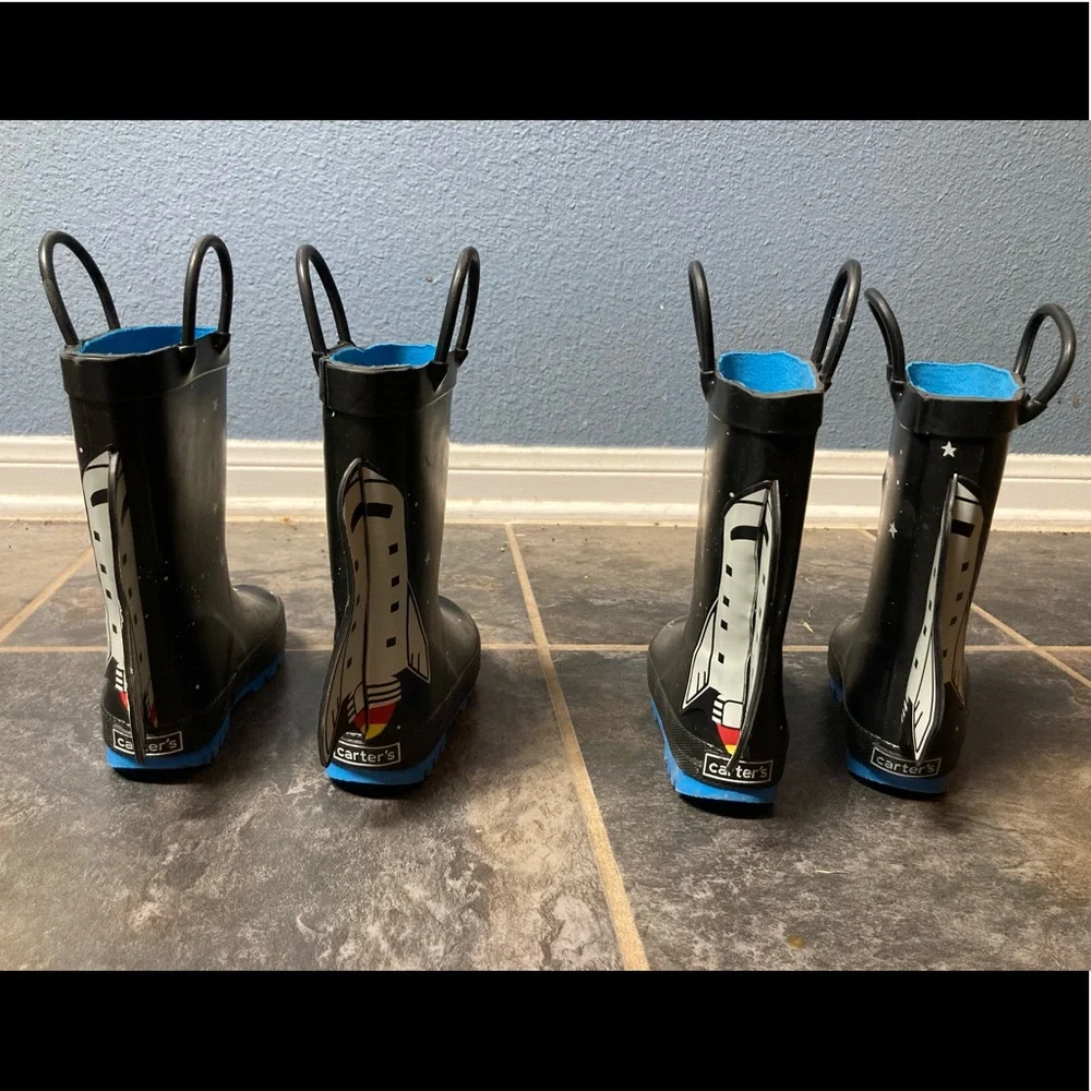 Gently used Carter’s rocket ship/space rain boots - Size 11/12.